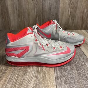 Nike Mens US Size 9 LeBron 11 Low Base Grey Laser Crimson 642849-001 Sneakers
